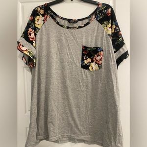 Shein curve 3XL floral top
